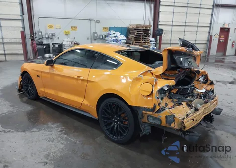 2019 Ford Mustang Gt Premium z USA, uszkodzony, nr VIN 1FA6P8CF8K5189657